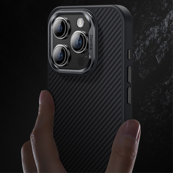 Puzdro BENKS Kevlar pre iPhone 15 Pro, pre MagSafe, Carbon Fiber, čierne