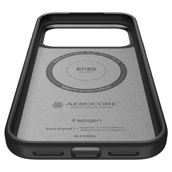 Spigen Enzo Aramid MagSafe puzdro pre iPhone 17 Pro, čierne