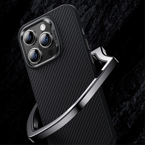 Puzdro BENKS Kevlar pre iPhone 15 Pro Max, pre MagSafe, Carbon Fiber, čierne