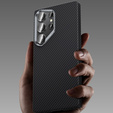 Puzdro BENKS Kevlar pre Samsung Galaxy S25 Ultra, pre MagSafe, Carbon Fiber, čierne