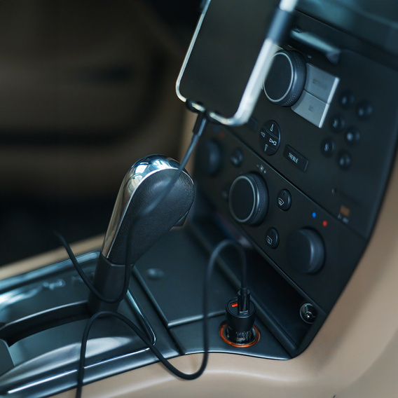 Maxlife PD/QC 20 W nabíjačka do auta s káblom USB-C – USB-C 60 W pre smartfóny, tablety, navigačné zariadenia a iné zariadenia s USB/USB-C